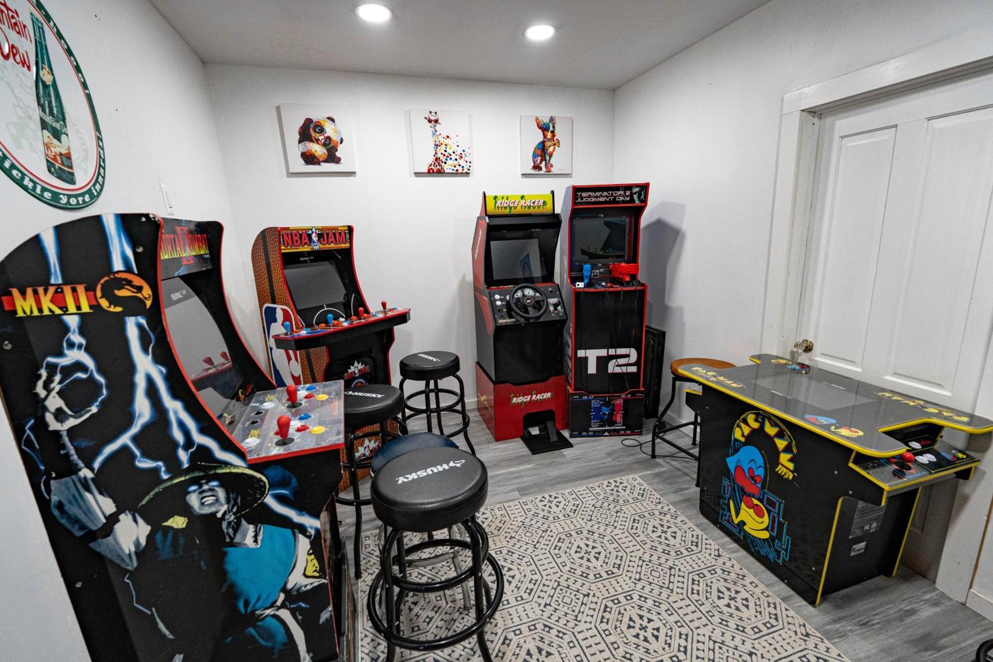 The Kelly House - 4 Bedroom Historic Lodge - Downtown Еликотвил Екстериор снимка