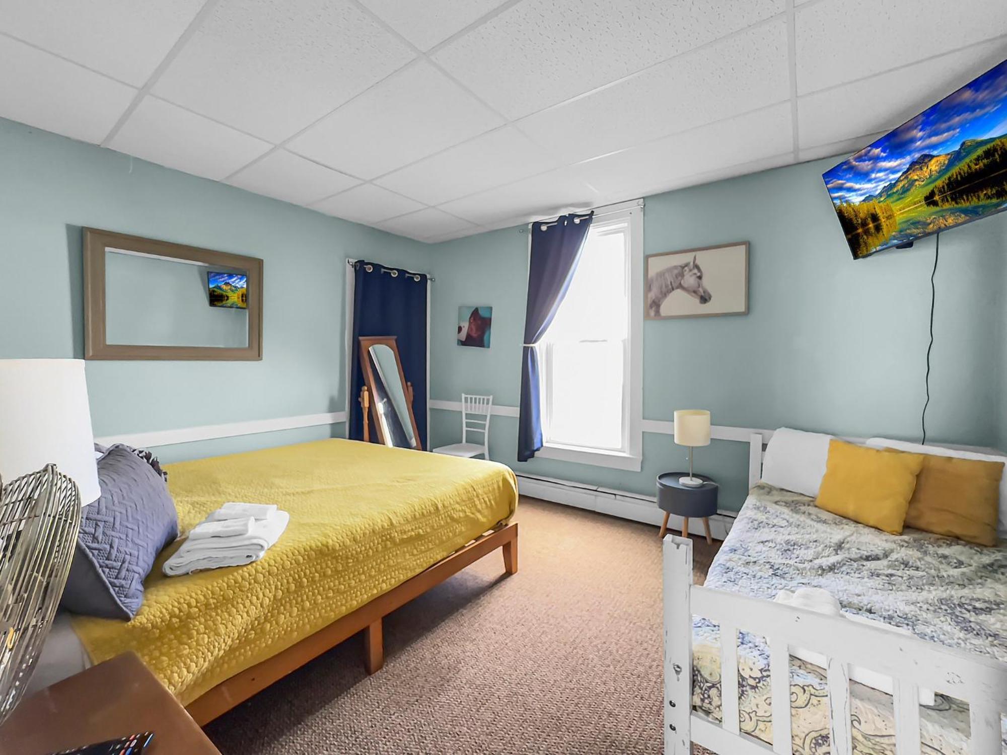 The Kelly House - 4 Bedroom Historic Lodge - Downtown Еликотвил Екстериор снимка
