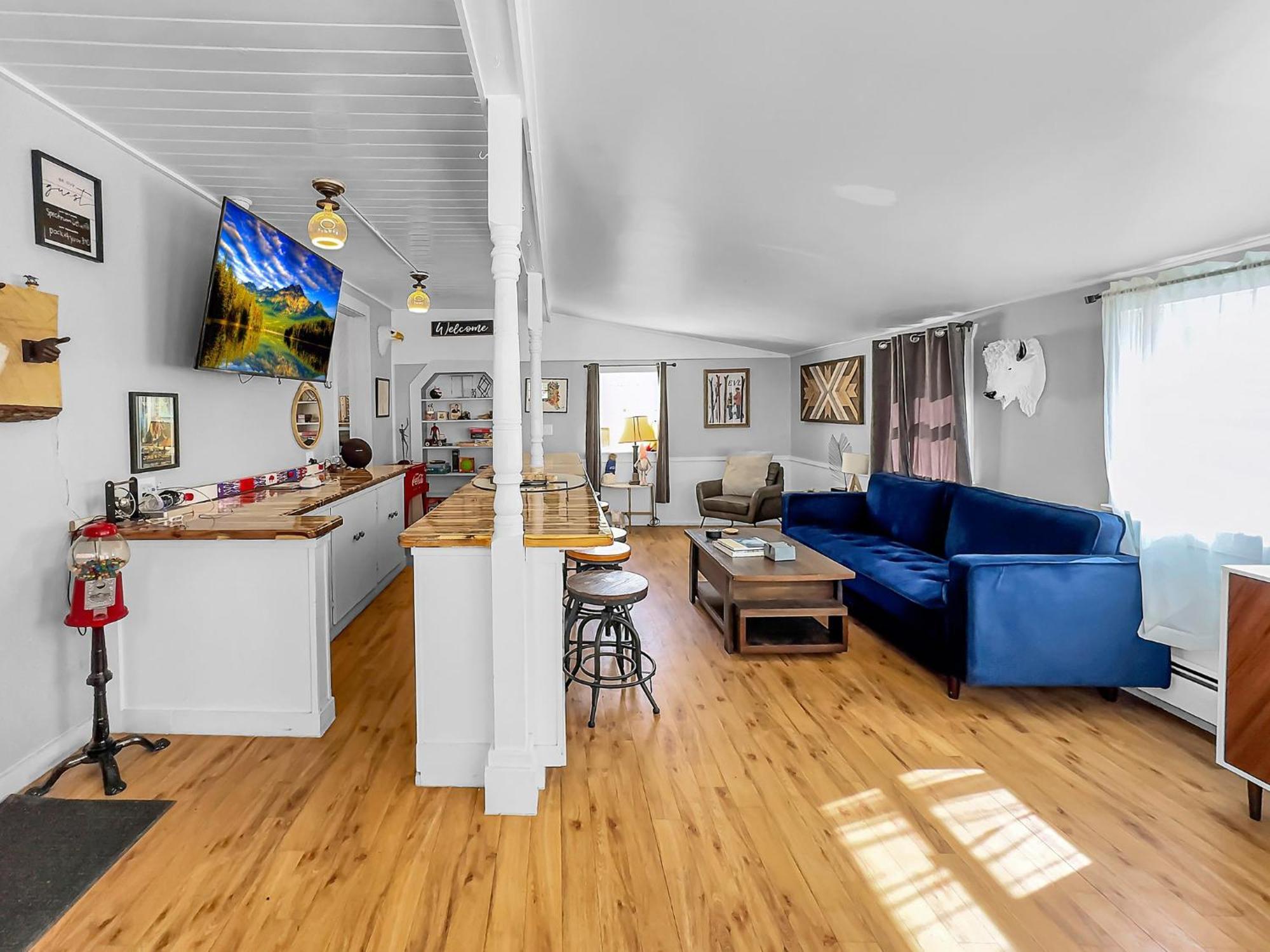 The Kelly House - 4 Bedroom Historic Lodge - Downtown Еликотвил Екстериор снимка