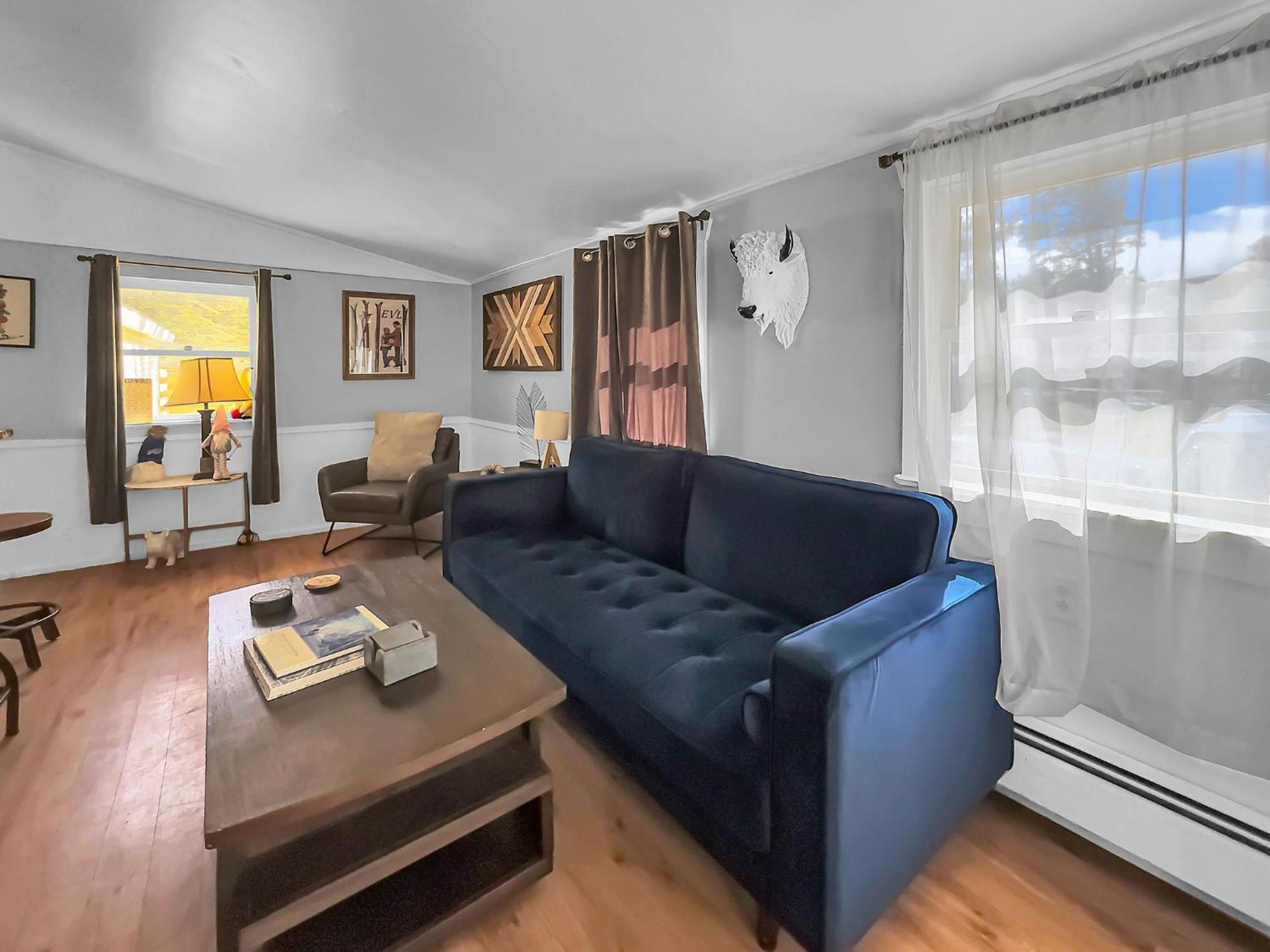 The Kelly House - 4 Bedroom Historic Lodge - Downtown Еликотвил Екстериор снимка