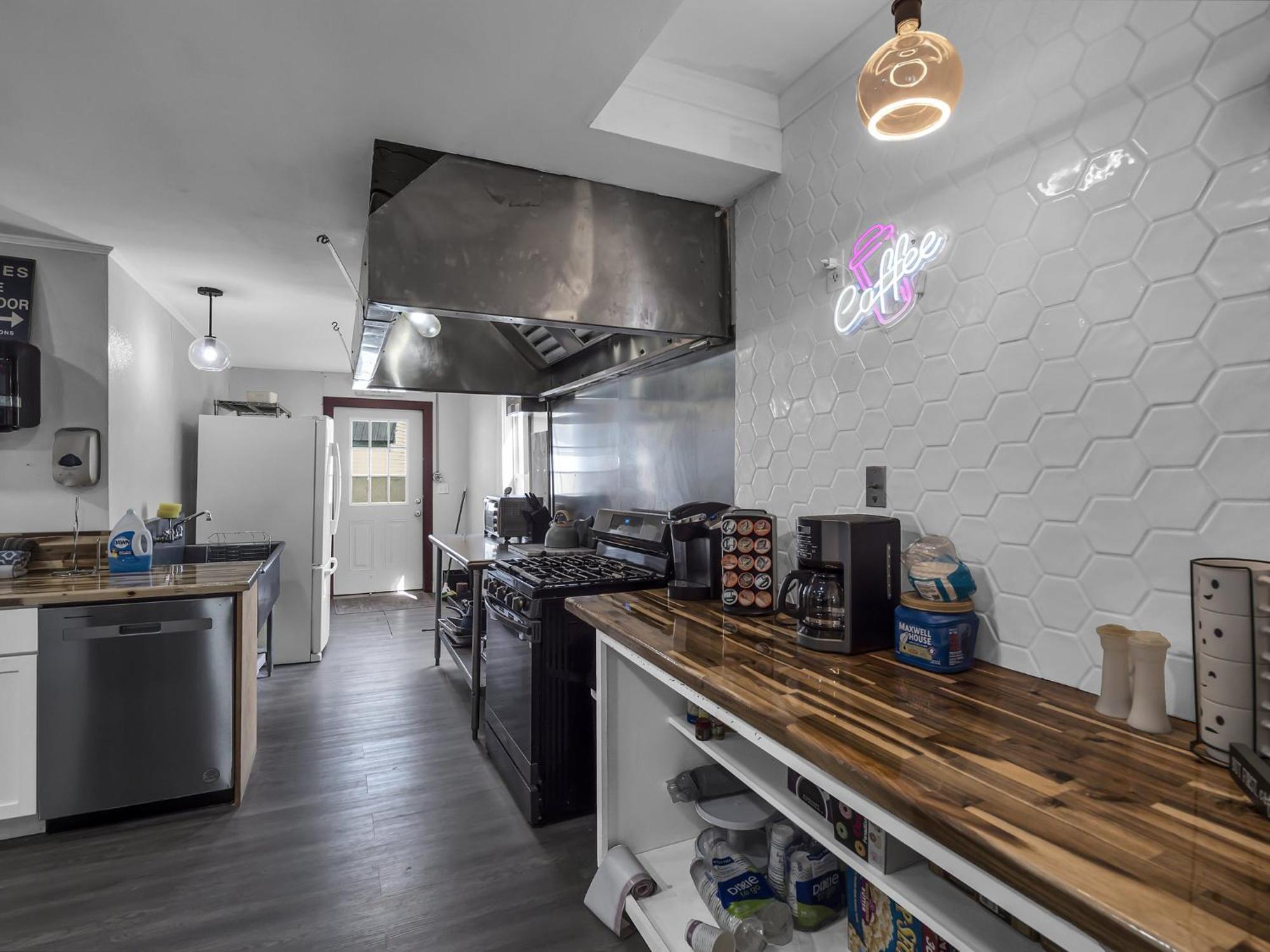 The Kelly House - 4 Bedroom Historic Lodge - Downtown Еликотвил Екстериор снимка