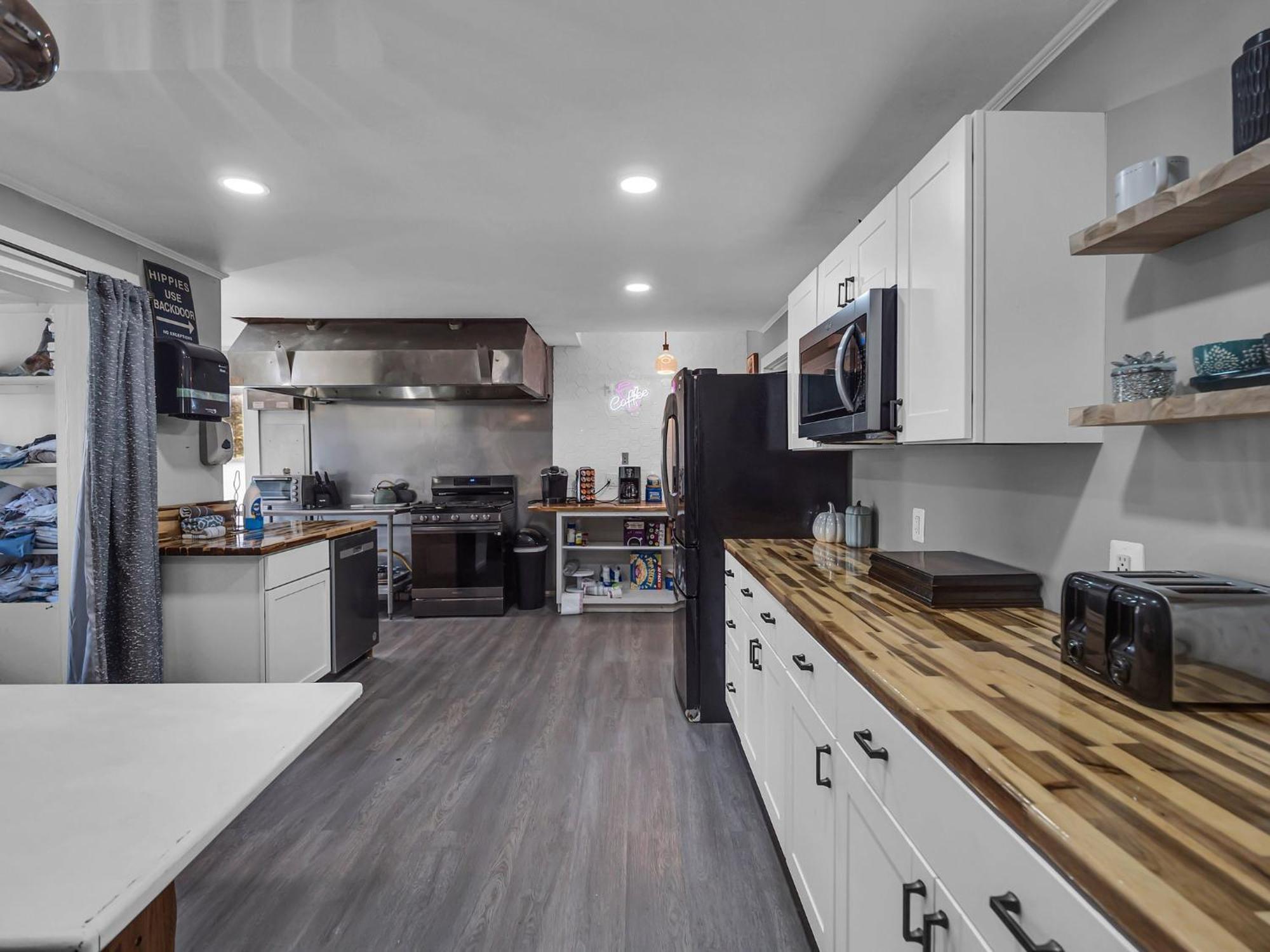 The Kelly House - 4 Bedroom Historic Lodge - Downtown Еликотвил Екстериор снимка